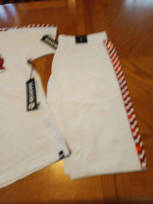 MAKOBI Trappers White & Racing Foil Hip Hop STREET Wear Party SHORT SET Size M